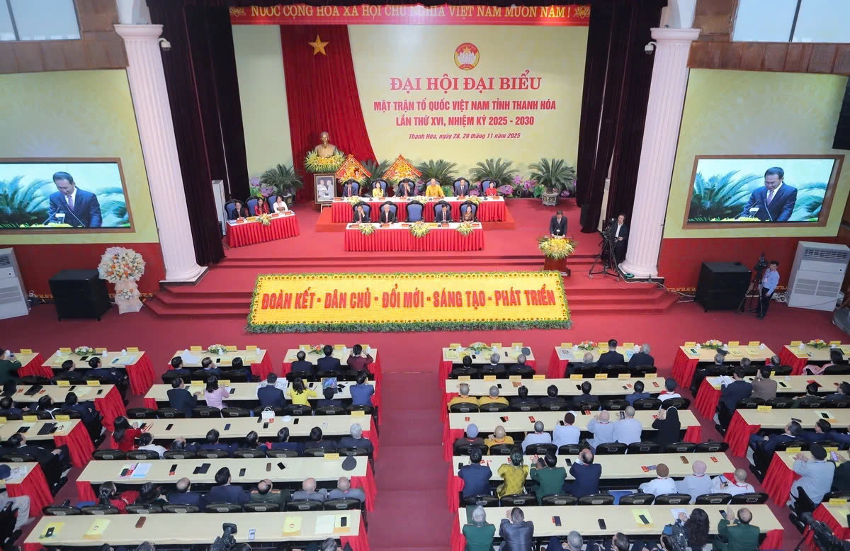 Thanh Hóa: Khơi dậy sức mạnh đoàn kết, phát triển kinh tế - xã hội bền vững, không để ai bị lại ở phía sau