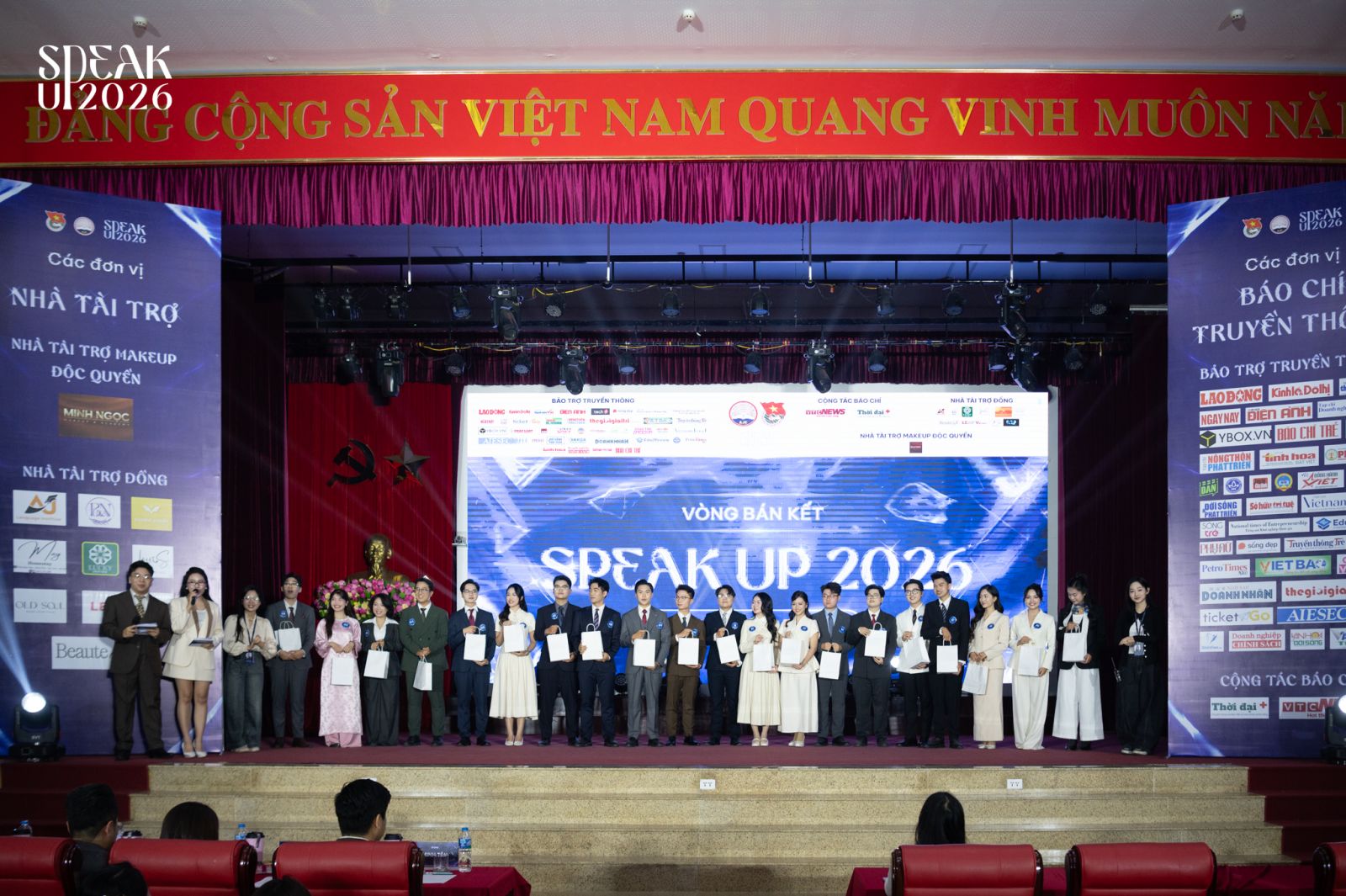Vòng Bán kết SPEAK UP 2026: Dấu ấn bản lĩnh của người dẫn chương trình trẻ